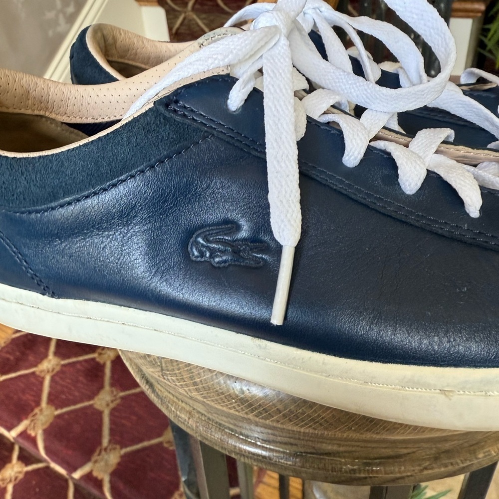 Lacoste ladies, leather, navy sneaker very good condition size 7 new laces - Picture 7 of 15